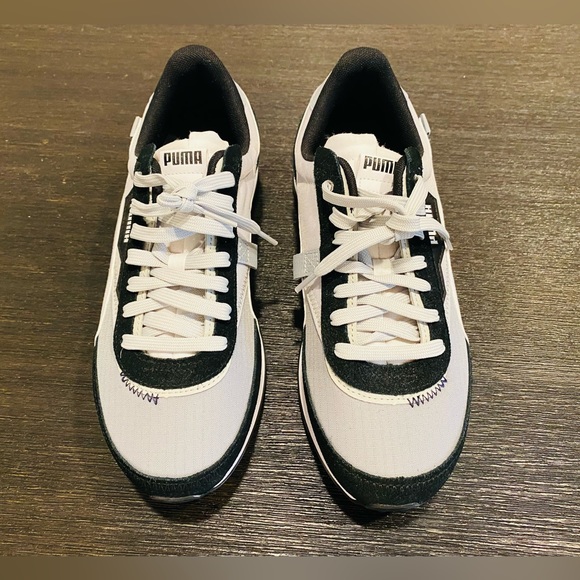 Puma Men's Black and White Sneakers - Picture 8 of 10